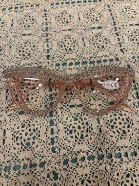 Sparkling Pink Cat-Eye Reading Glasses - +1.50